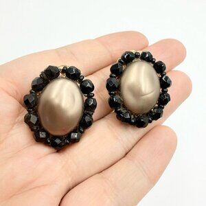 VINTAGE RICHILIEU SIGNED BLACK BEAD JELLY BELLY CLIP ON EARRINGS